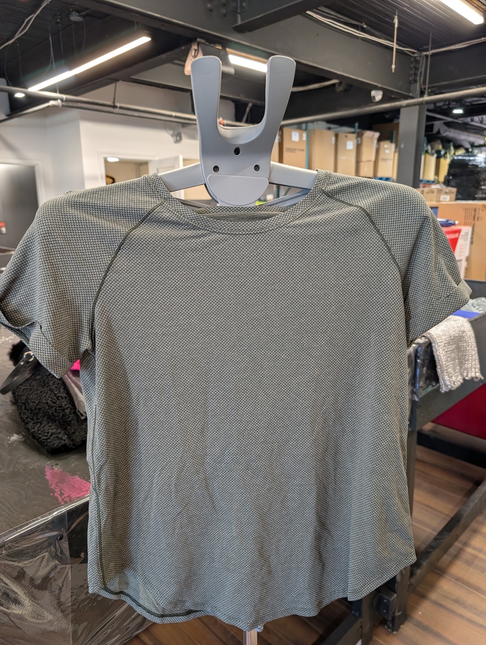 Lululemon short sleeve gray athletic t-shirt